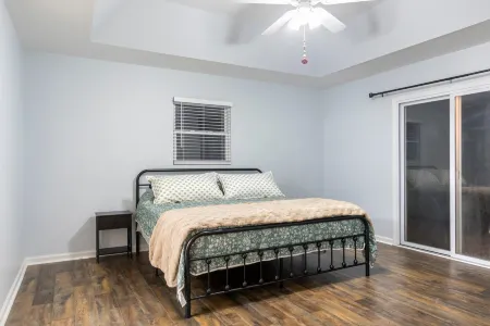 New to listing! Dorsey Dock Retreat w/ Dock!