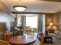 Georgian Bay Hotel, Trademark Collection by Wyndham Hotels near Orchard Express