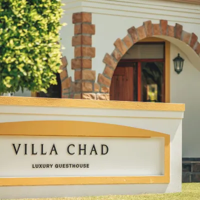 Villa Chad Luxury Guesthouse Hotels near Kleinmond Golf Course