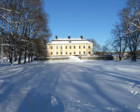 Åkeshofs Slott Hotels in Bromma