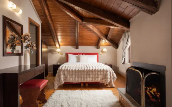 몬스 아라초바  호텔