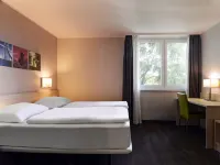 B&B HOTEL Krefeld-Süd Hotels in Krefeld