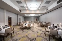 Holiday Inn HUNTSVILLE-RESEARCH PARK by IHG - parking
