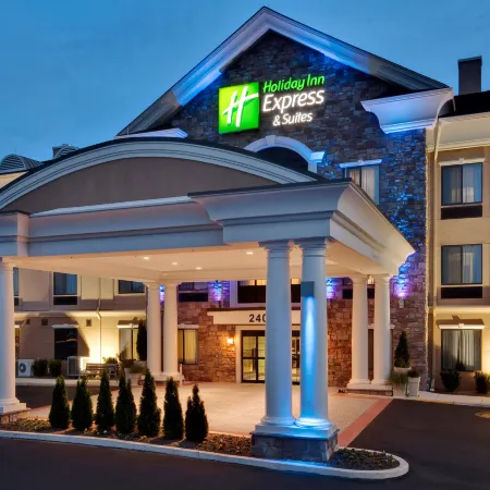Holiday Inn Express & Suites WARMINSTER - HORSHAM by IHG