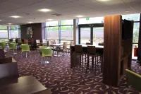 Holiday Inn Express Dunstable, an IHG Hotel - Завтрак