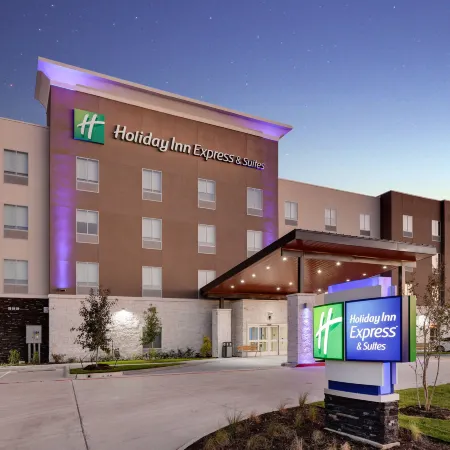 Holiday Inn Express & Suites PLANO - THE COLONY by IHG