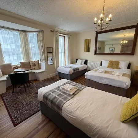 Victoria Guest Accommodation & Studio Apartments