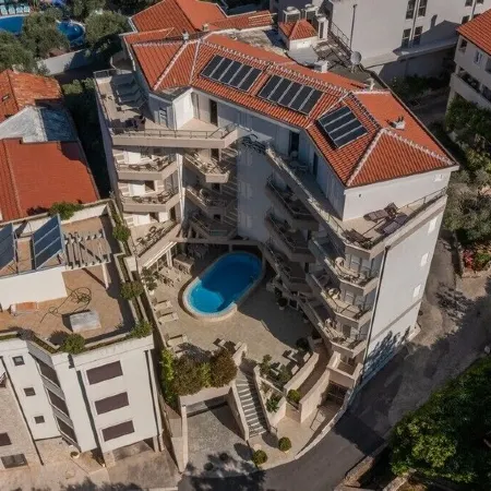 Apartments Del Mar