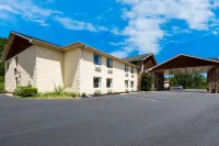 SureStay Plus Hotel by Best Western Berkeley Springs Hotel a 