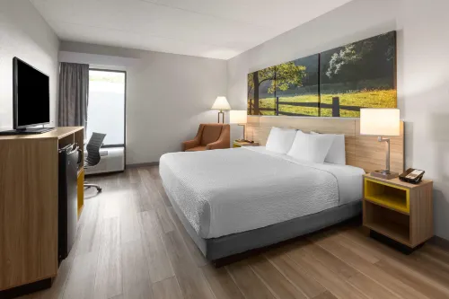 Days Inn by Wyndham Blairsville - parking