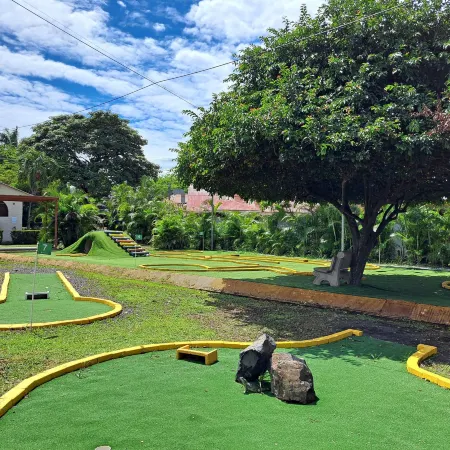 Nacazcol Hotel y Villas