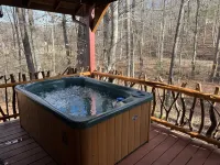 Enchanted - 1 Bedrooms, 1 Baths, Sleeps 2 Cabin by RedAwning Hotels in Newport