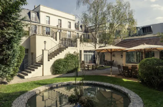 Hôtel Mercure Paris Ouest Saint-Germain Hotels near Gare De Louveciennes