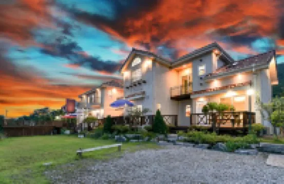 Buan Flaura Pension のホテル