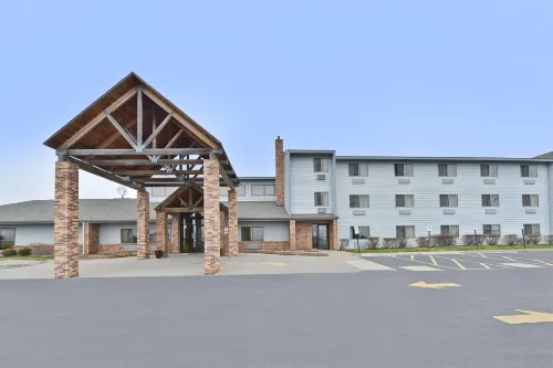 Ramada by Wyndham Platte City KCI Airport