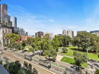 Central 1-Bed Apartment with Secure Parking - 3-Star