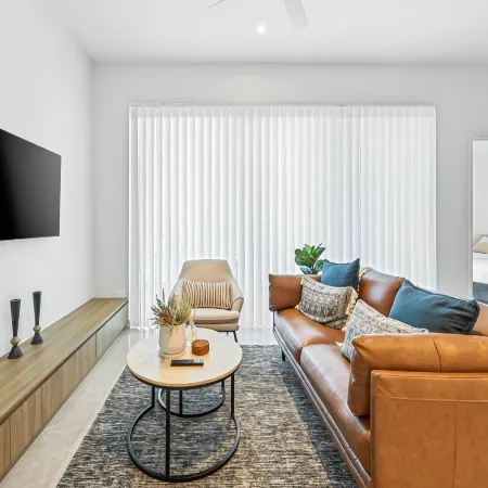 Waterfront 2-Bed Oasis - Pool, Steam, Jacuzzi, Gym
