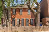 Short North 1Br Free Parking + Walkable - Condos