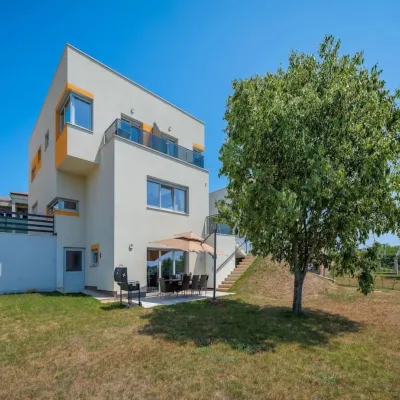 Villa Cedar - Fully Equipped Villa With 4 big Rooms for 8 Guests and a Seaview