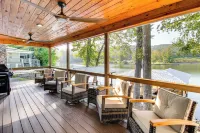 < 1 Mi to Boat Launch: Home w/ Dock in Scottsboro - Bintang 3