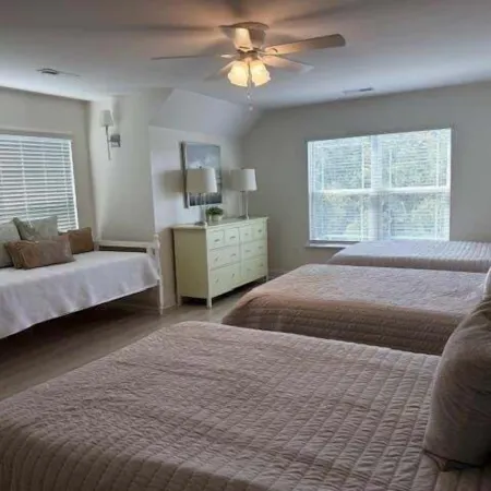 Sea Pearl 7 Bedroom Home