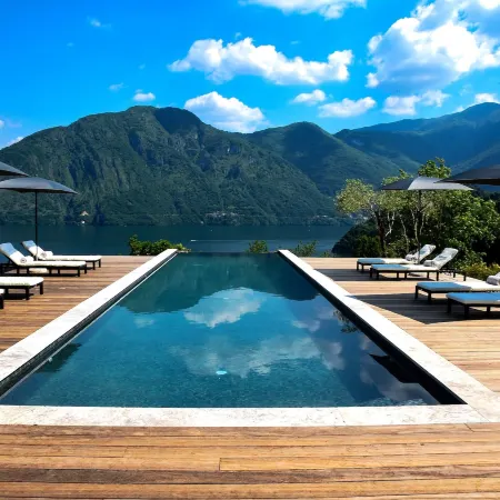 Carefree Retreat With Panoramic Views of Lake Como