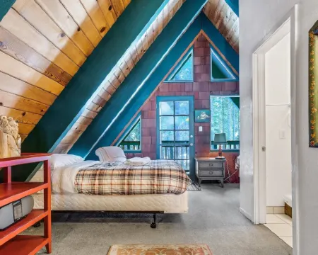 Multi-Family Cabin in Great Location! - Home #183 by Bear Valley Vacation Rentals Hotels in Bear Valley