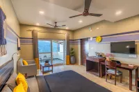The Hosteller Dharamshala - balcony