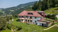 Biolandhaus Arche Hotels in 