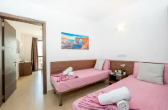 Sea Bliss 1 Bedroom Apartments by Getawaysmalta