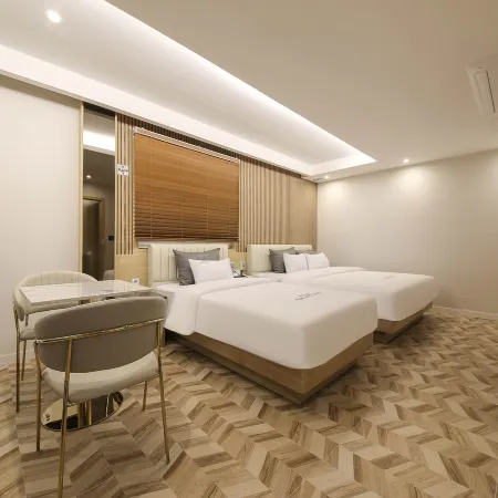 Muan Hotel Seattle