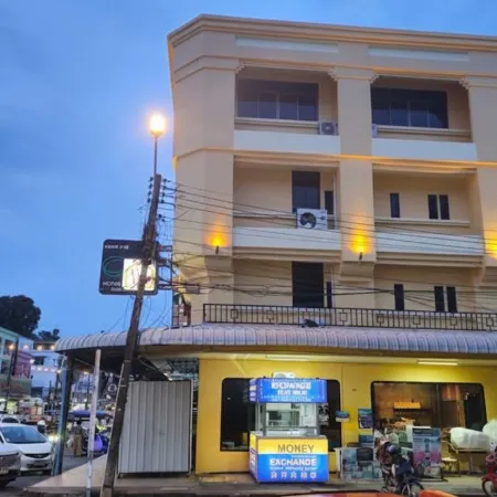 Krabi Boxtel Отели рядом с достопримечательностью «Городская администрация Краби»
