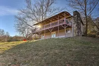 Holiday Island Home Hot Tub and Wood Stove! - Kæledyr tilladt