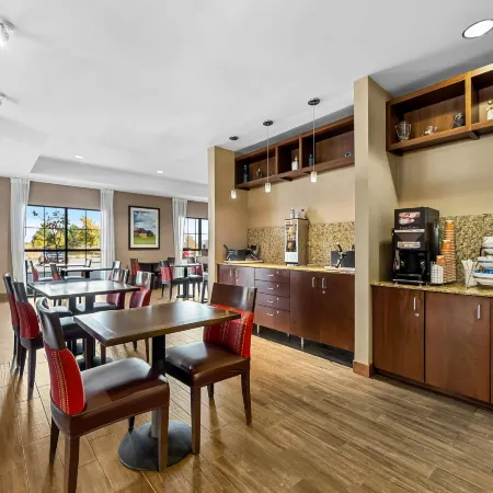 Comfort Inn & Suites West - Medical Center