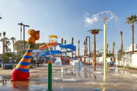 Fairfield Inn by Marriott Inn & Suites Anaheim Theme Park/Convention Area - Family