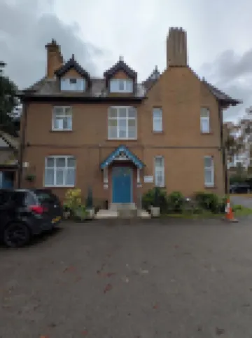 London Gatwick Inn Hotel di 