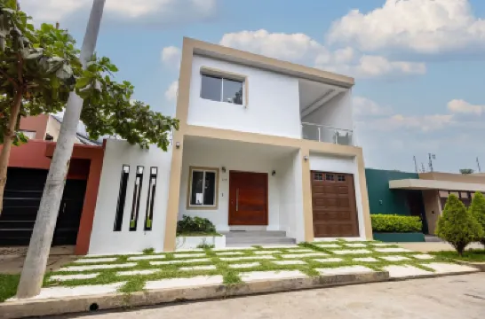 Comfortable Family Home in El Salvador – AC, Hot Water, Wi-Fi, Daily Cleaning 酒店