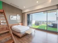 Lucid M Hotels near Hamel Monument