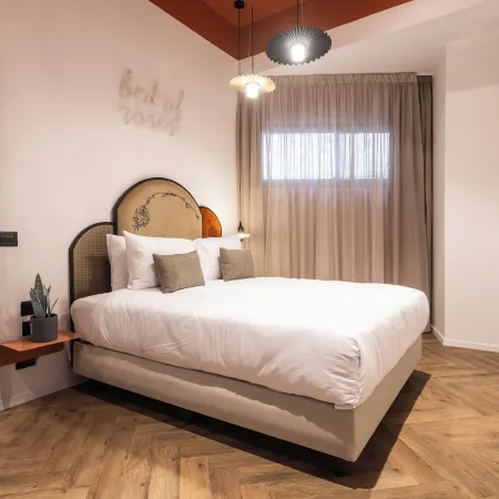 Jrose Hotel