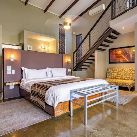 Francolin Lodge