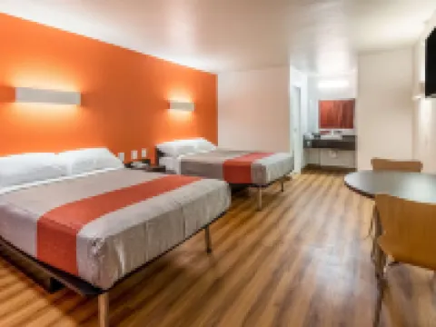 Motel 6 Arlington, TX - Uta Hotels in Arlington