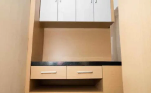 Cubic One Capsule Hotel