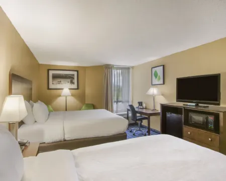 Clarion Inn Asheville Airport Hotels in Fletcher