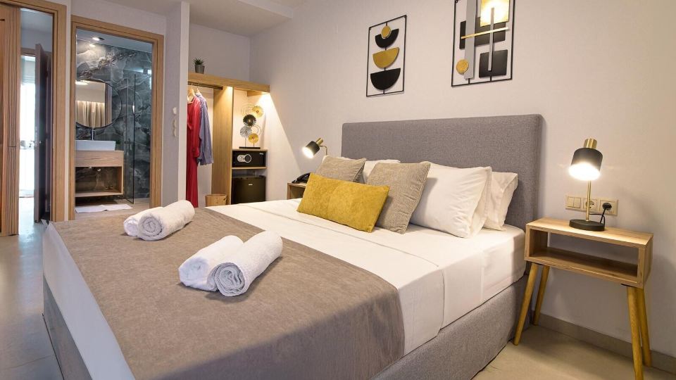 SOHO BLUE city hotel