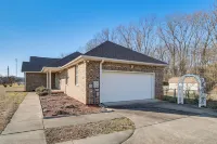 Near Tims Ford Lake: Peaceful Retreat w/ Patio - 3-Star