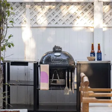 Venice Veranda by Avantstay 1 Block to Venice Beach + Rare Walk Street + Firepit + Outdoor Dining