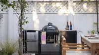 Venice Veranda by Avantstay 1 Block to Venice Beach + Rare Walk Street + Firepit + Outdoor Dining