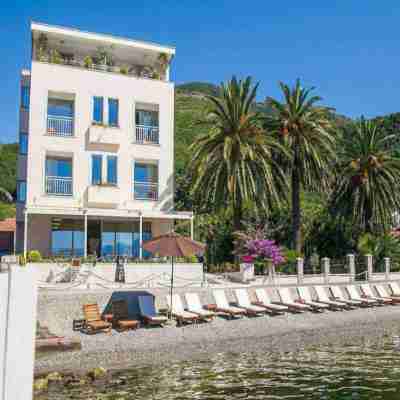 Boutique Hotel and Spa Blanc & Bleu - Blanche Hotel Exterior