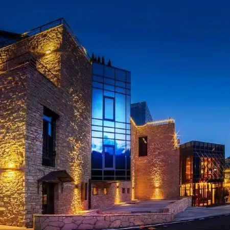 Porta Caucasia Kazbegi