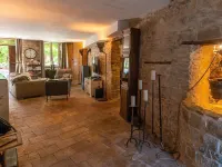 La Maison Aux Puits Hotels in Tarn